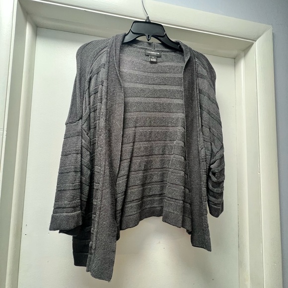 Cardigans - Picture 4 of 6